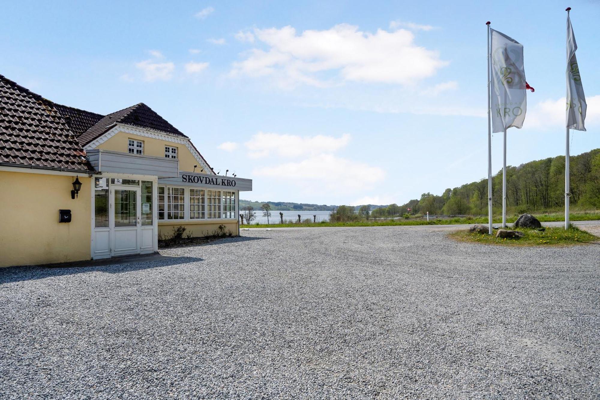 Skovdal Kro Jelling Exterior photo